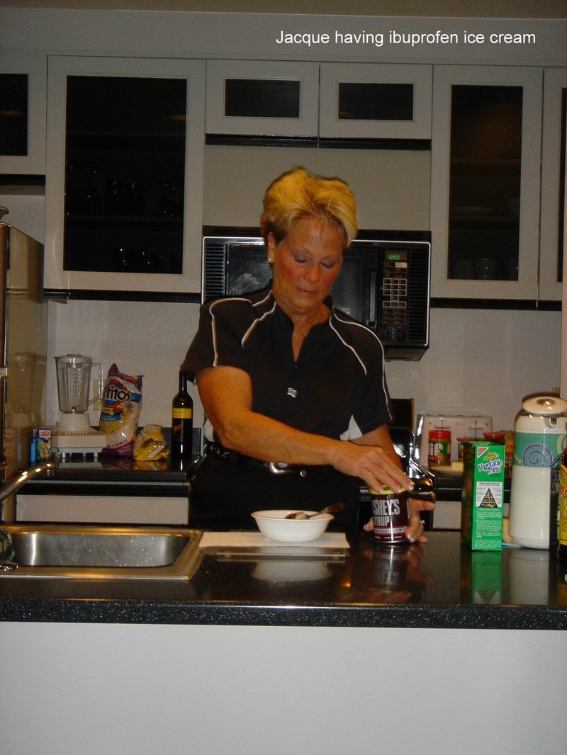 2004/08(Aug)/02(Tahoe)/800x600_2004-08-17 12-35-17.JPG